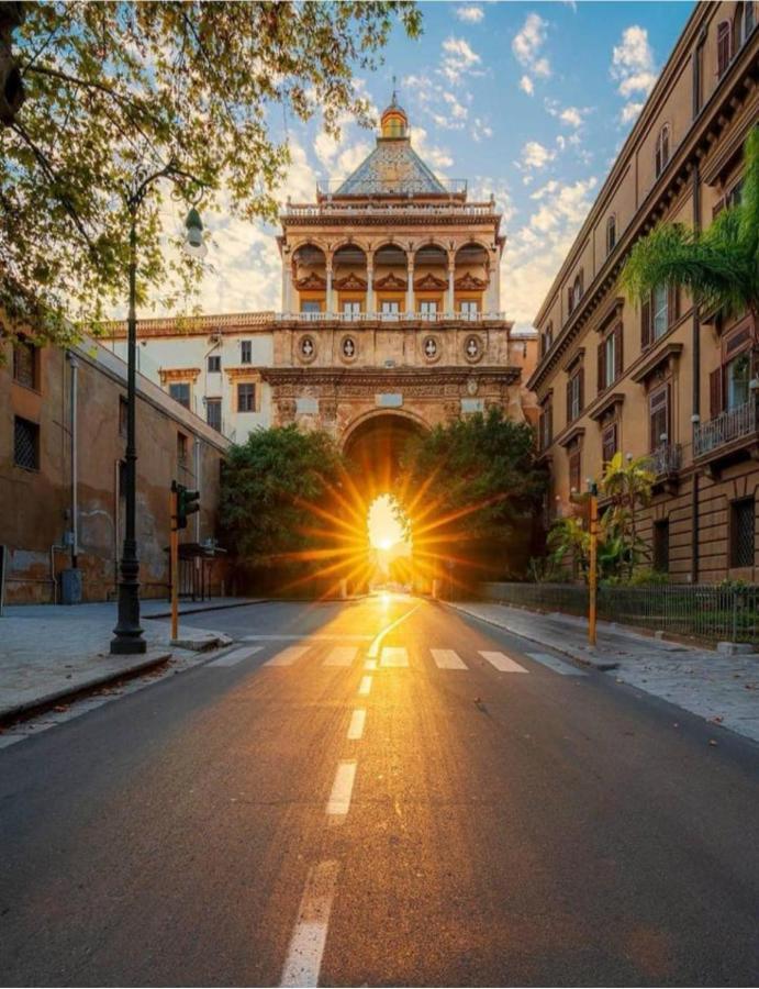Hola Cathedral House Al Capo Appartement Palermo Buitenkant foto